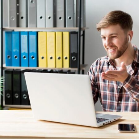 blog-08 Main Street’s labor problem is weighing on businesses as summer hiring picks up